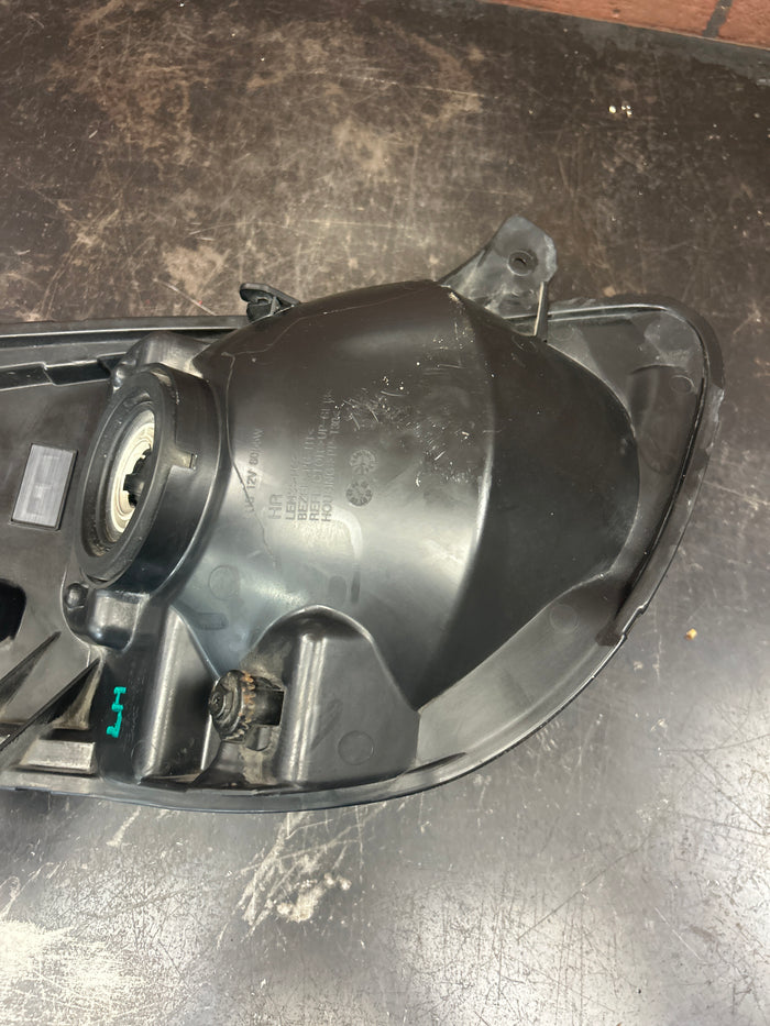 2006-2009 Pontiac Solstice GXP Headlight Lamp Left Driver Side OEM 15885810