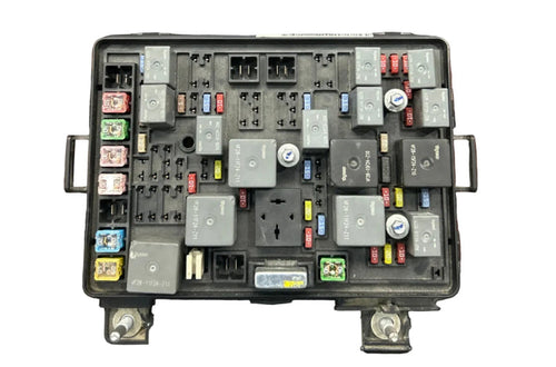 2007-2009 Pontiac Solstice / Saturn Sky Engine Fuse Relay Junction Box Block OEM