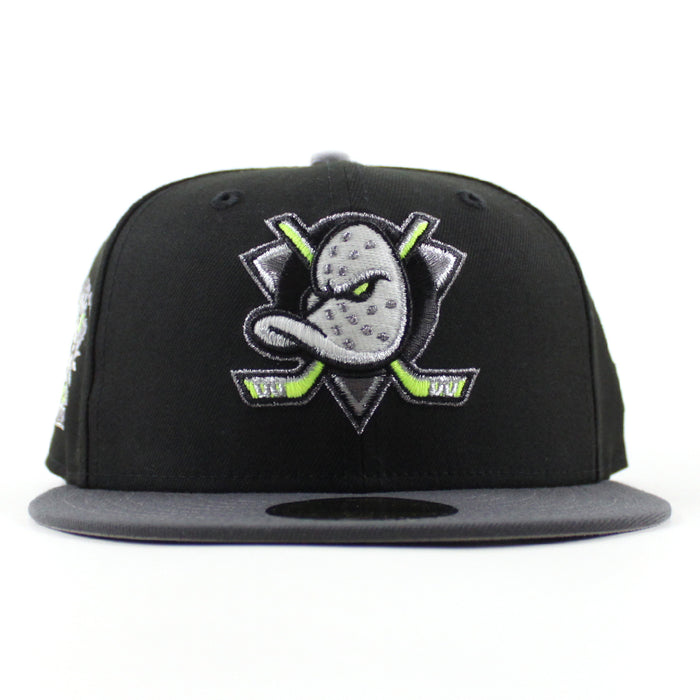 Anaheim Ducks 1993-1994 Inaugural Season New Era 59Fifty Fitted Hat (Black Dark Graphite Gray Under brim)