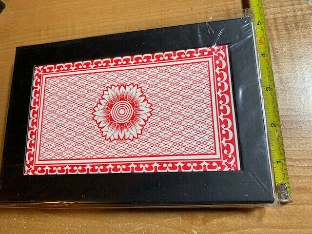 Jumbo Disappearing Card Deck - Case of Cards Vanish in Frame! - Large Size!
