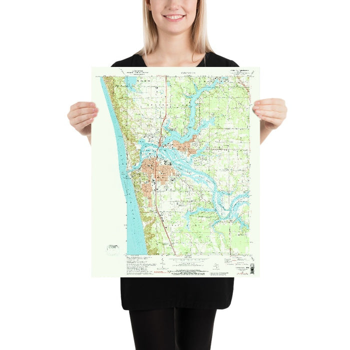 Old Map of Grand Haven, Michigan by USGS, 1972 – Lake Michigan, Grand River & Spring Lake