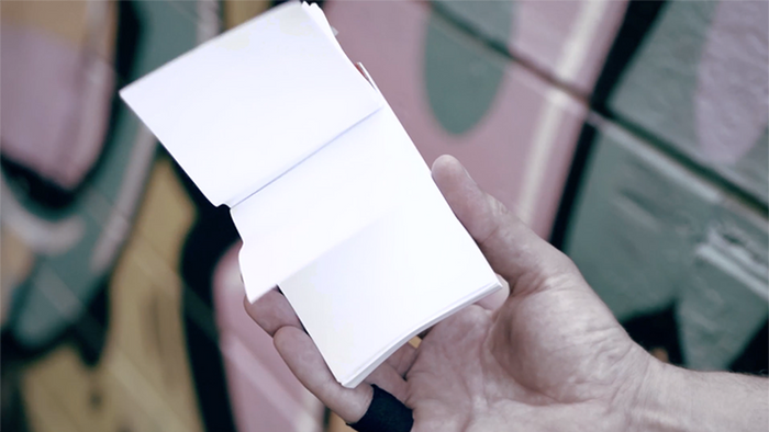 Self-Flipping Notepad (DVD and Gimmick) by Victor Sanz - Close-Up Mentalism Magic