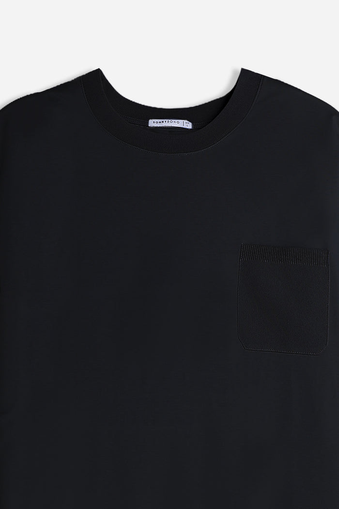 T-SHIRT GIROCOLLO STRETCH CON COLLO E TASCHINO A COSTINE NERO