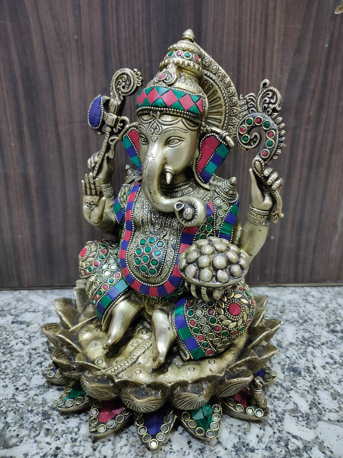 White Whale Brass Decor India Mangalkari Ganesha Statue Home Décor