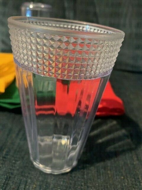 Win A Dollar - Three Glasses, Three Bags, One Prize - You Always Win!